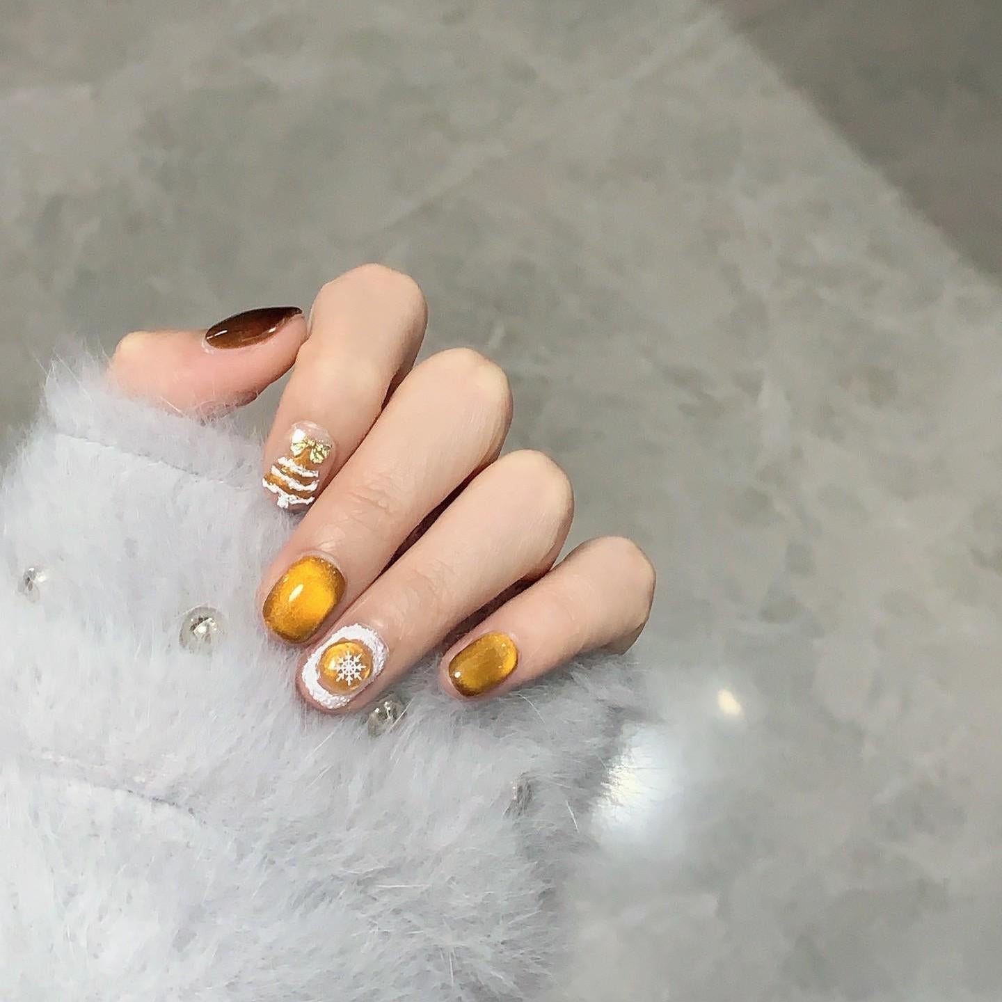Christmas nails french gold cat eye nails snowflake handmade press on nails gel nails glitter short square oval