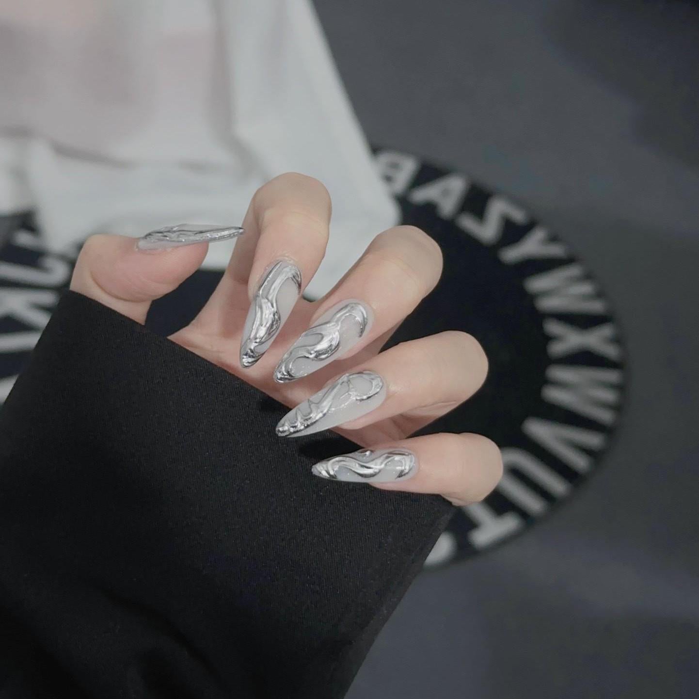 Y2K metallic silver handmade nails punk press on nails gel nails long stiletto fake nails cool girl nail