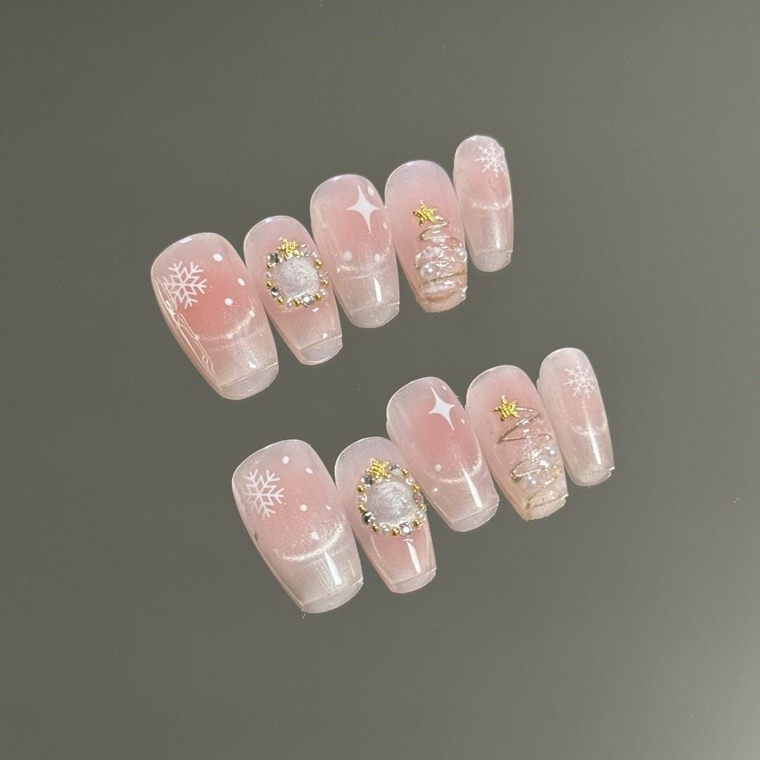 24823Christmas nails pink blusher cat eye handmade nails snowflake christmas tree glitter short coffin nails art