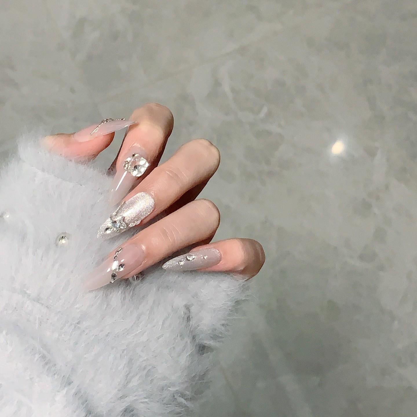 Luxury cat eye nails nude glitter handmade nails press on nails gel nails elegant long stiletto nails art