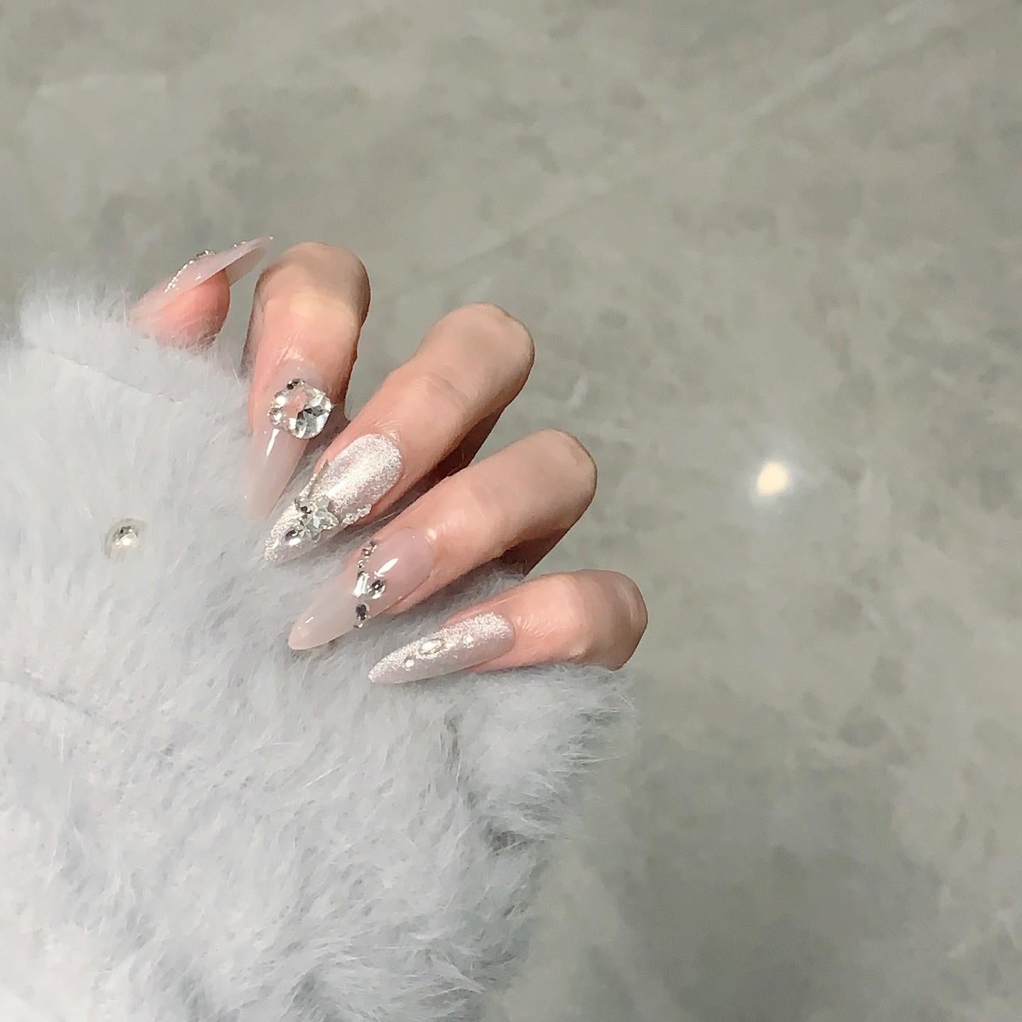 Luxury cat eye nails nude glitter handmade nails press on nails gel nails elegant long stiletto nails art