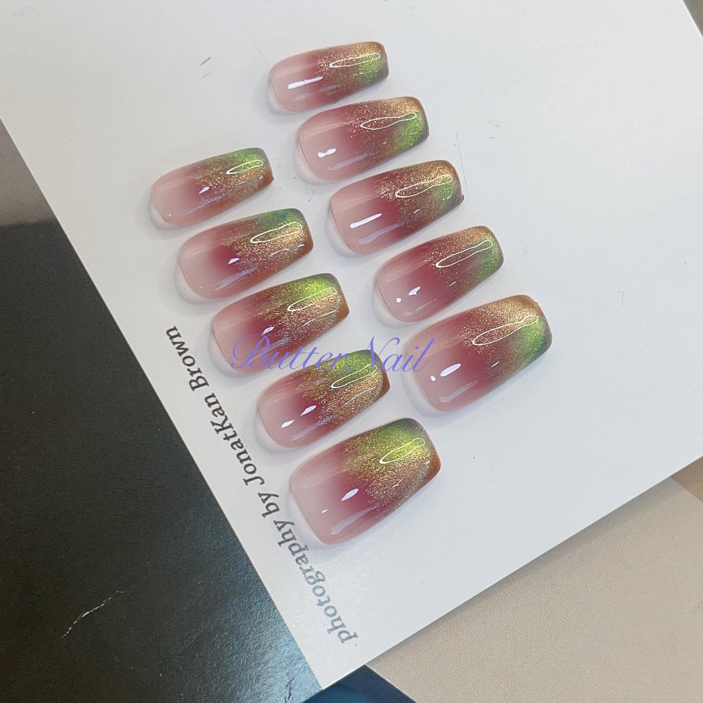 Luxury two-tone cat eye nails watermelon colour handmade nails gel nails summer glitter nails short coffin