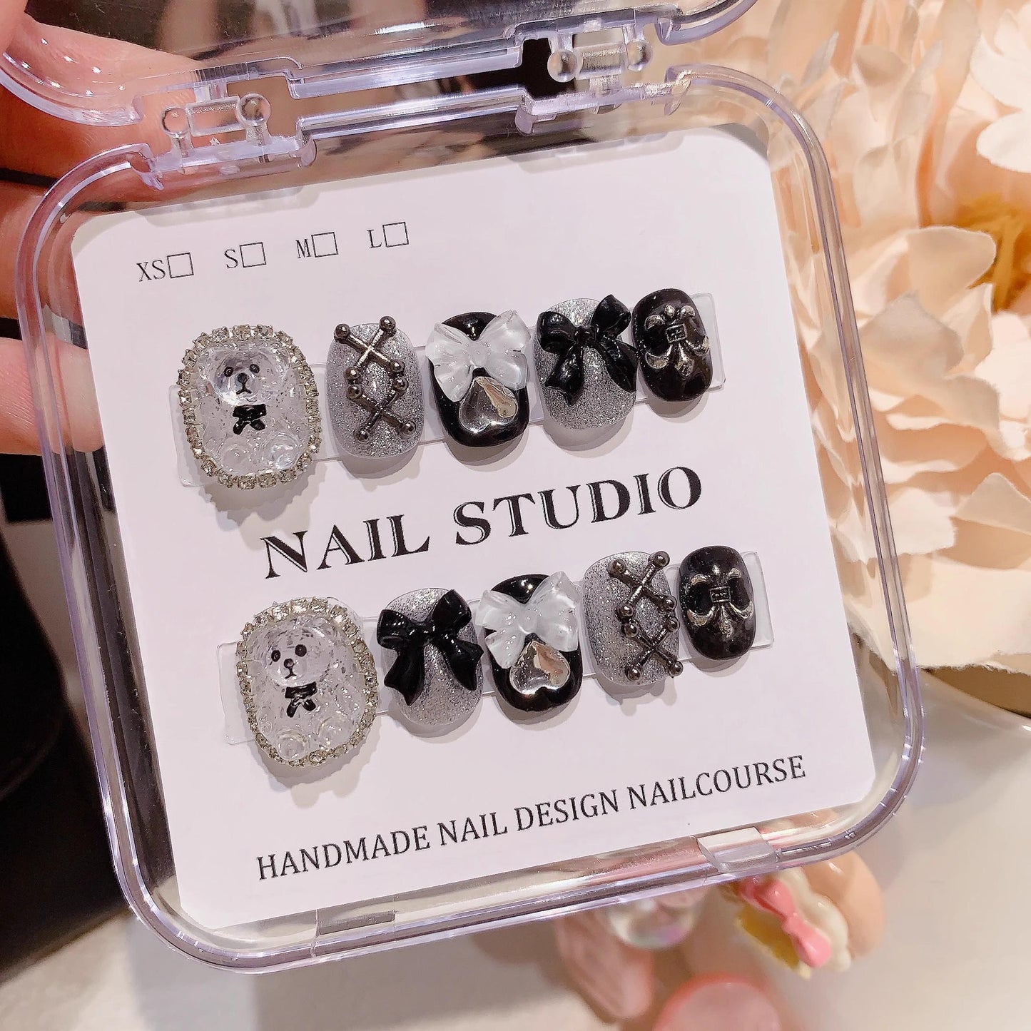 Luxury black nails clear little bear nails handmade press on nails Y2K diamond bow short rounded sweetie cool nails