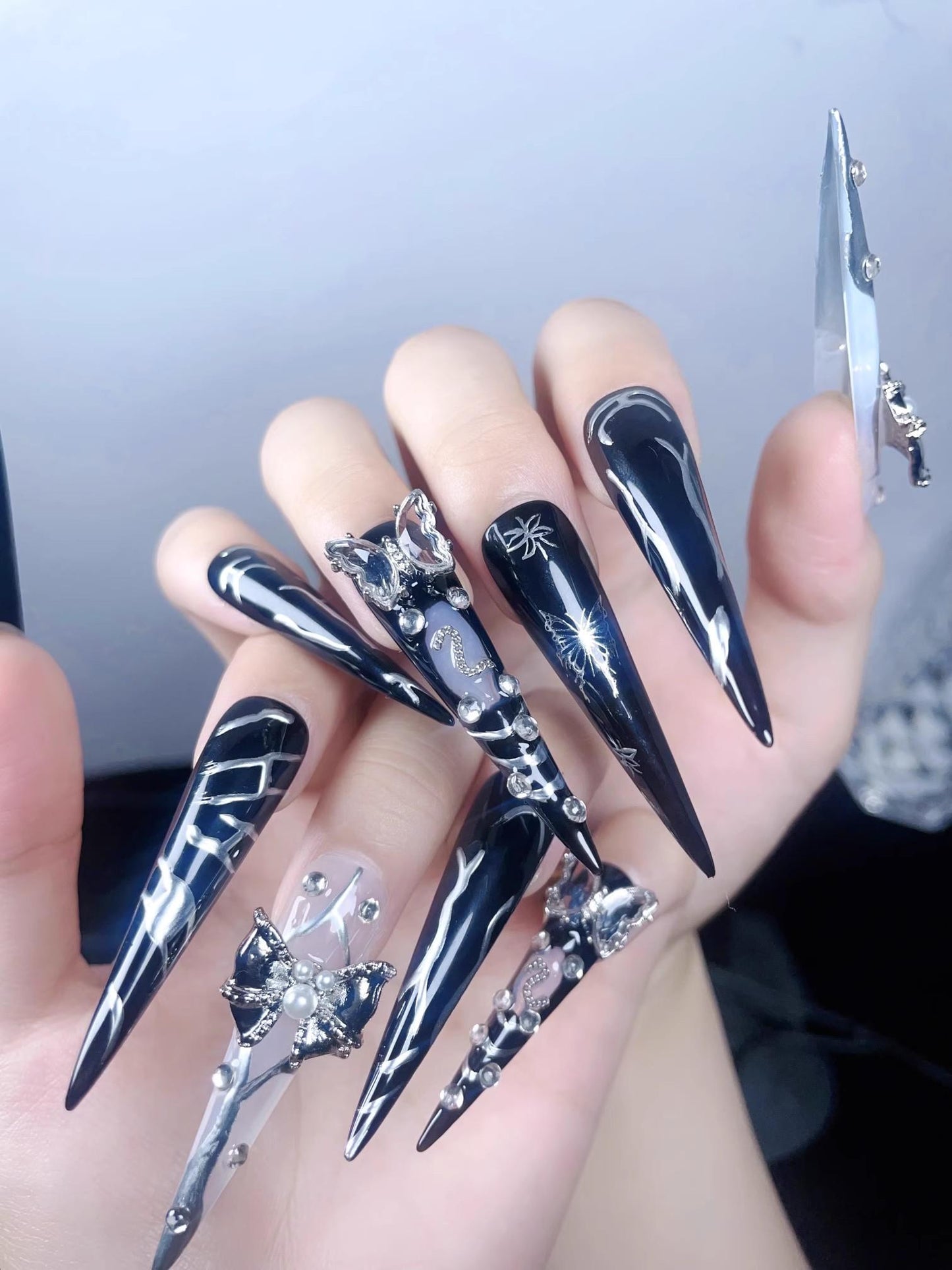 Luxury black handmade nails butterfly press on nails gel nails extra long stiletto gothic glue on nails metal silver