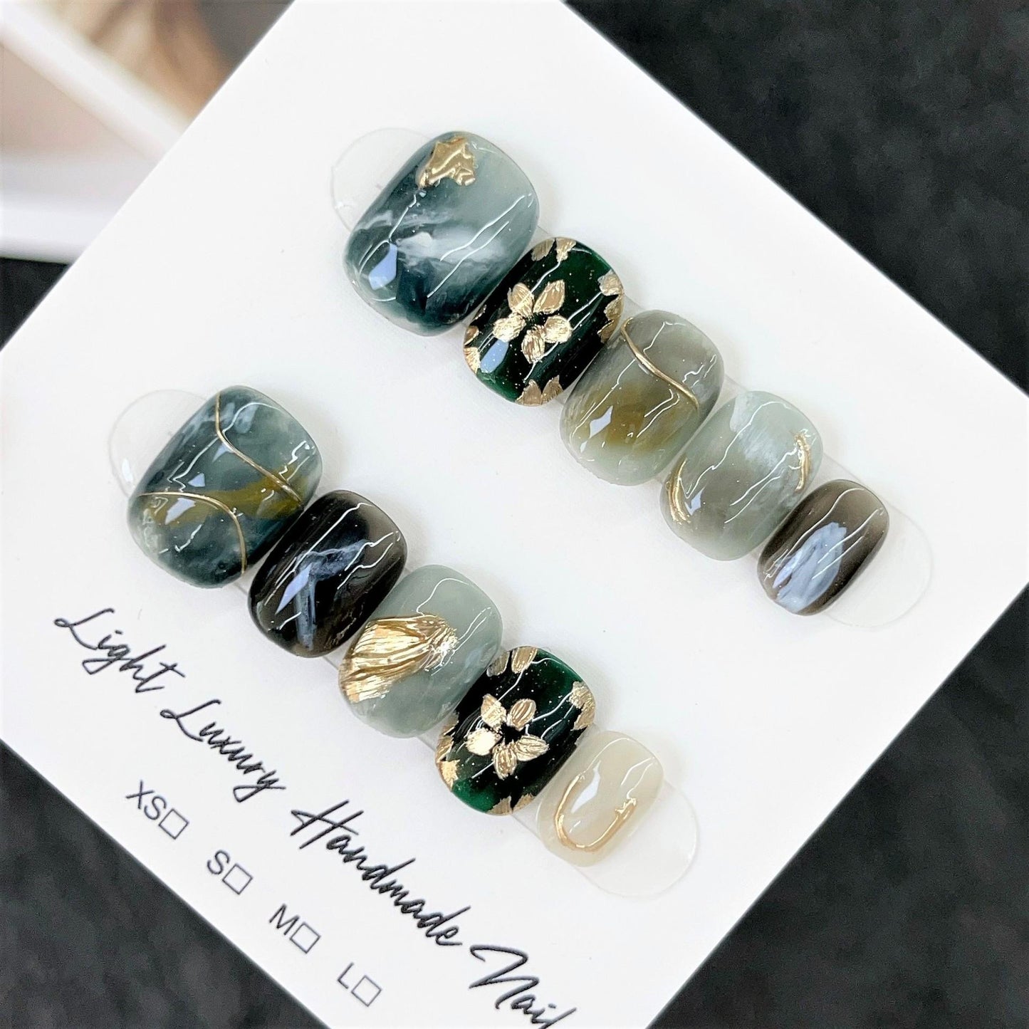 Luxury handmade nails emerald green blooming gold flowers press on nails fake nails short nails