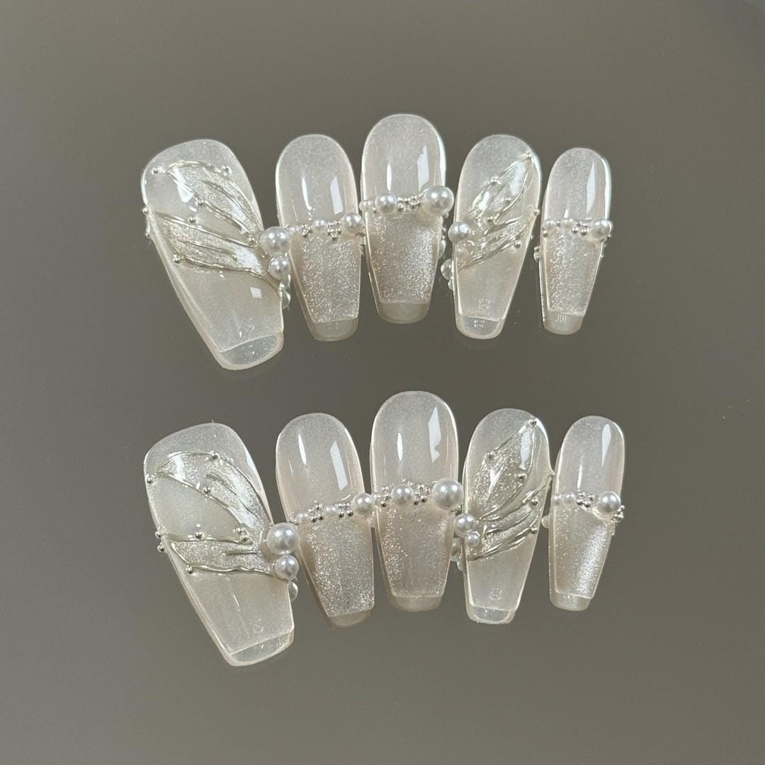 Luxury french white pearls mermaid tail handmade nails press on nails gel nails fake nails medium coffin