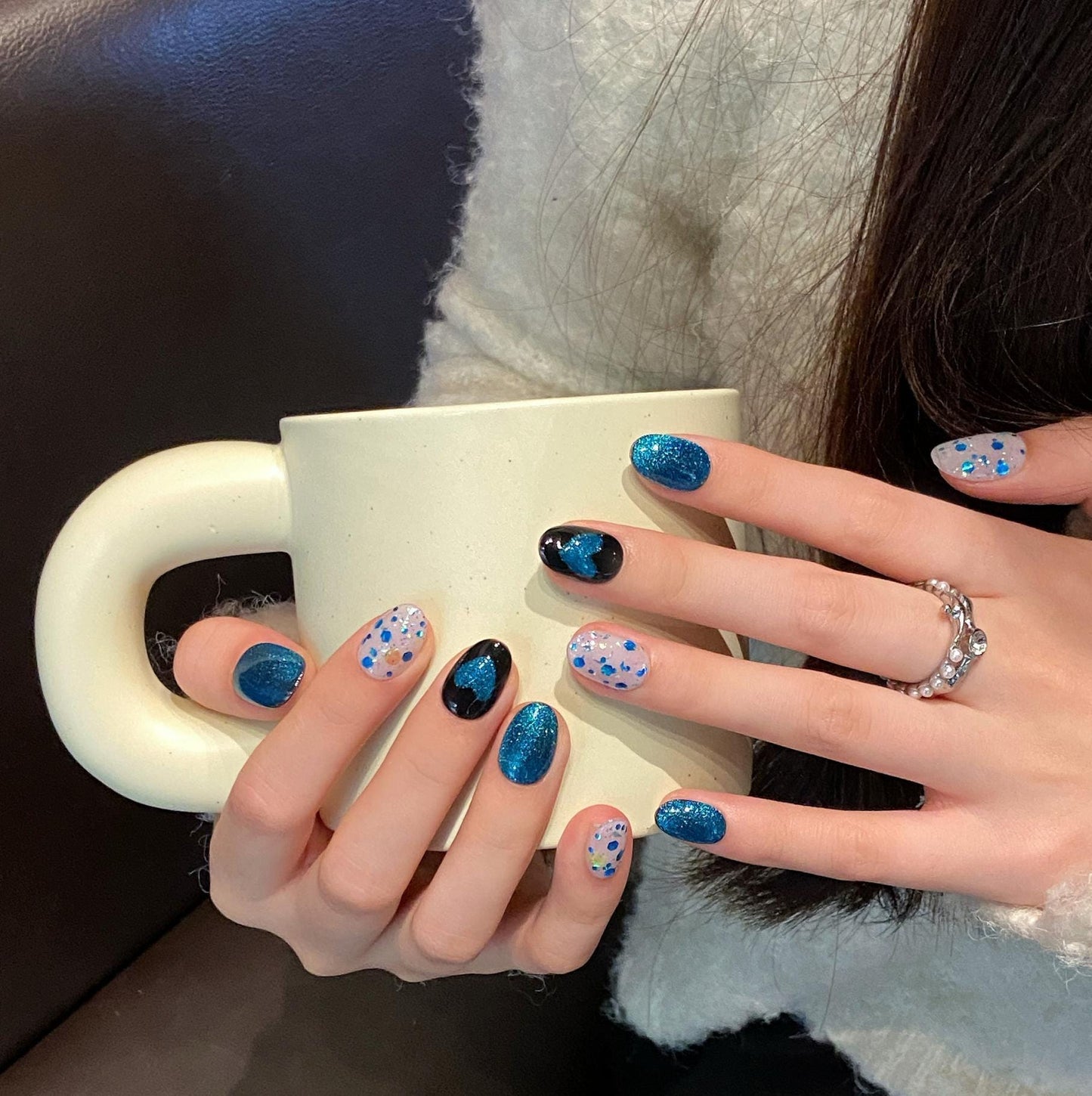 Blue cat eye seqiuns translucent bling handmade gel nails press on nails short rounded shinny nail fake nails