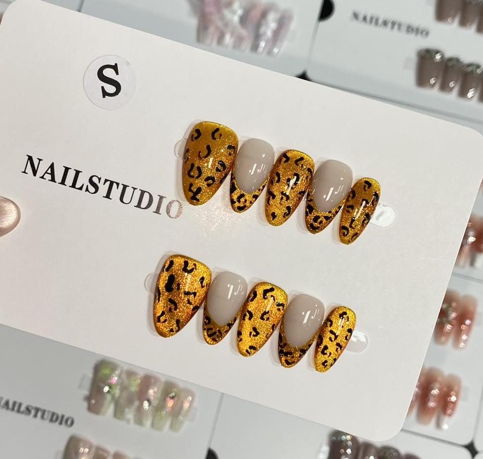 Luxury gold leopard print cat eye handmade nails press on nails gel nails short almond spicy girl hottie