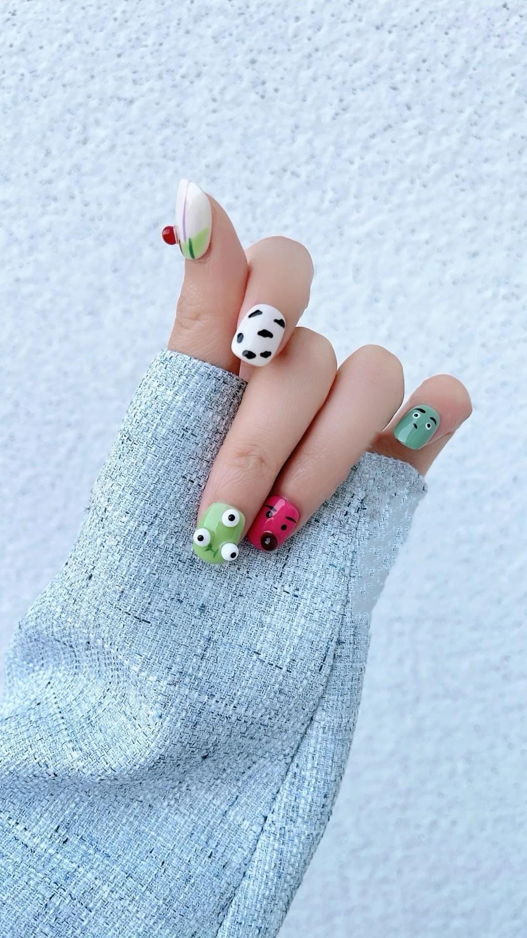 Cute cartoon funny colorful handmade nails press on nails gel nails short square oval