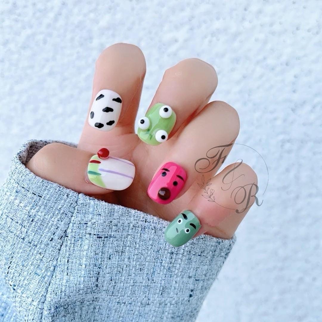 Cute cartoon funny colorful handmade nails press on nails gel nails short square oval