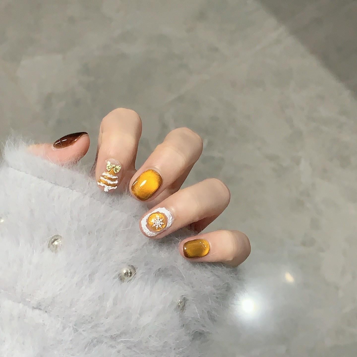 Christmas nails french gold cat eye nails snowflake handmade press on nails gel nails glitter short square oval