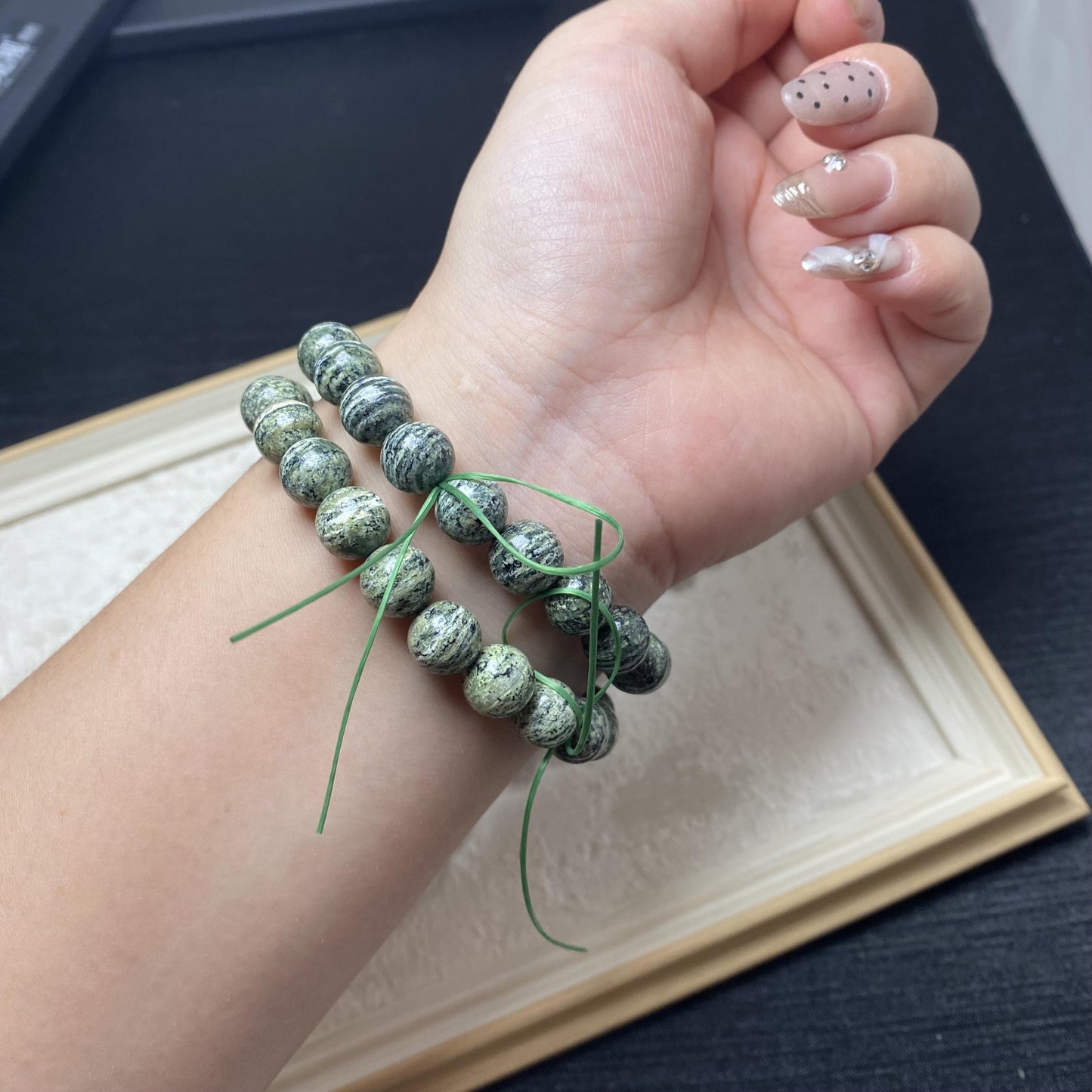 9-10MM chrysotile bracelets green beaded crystal bracelets handmade geniune bracelets