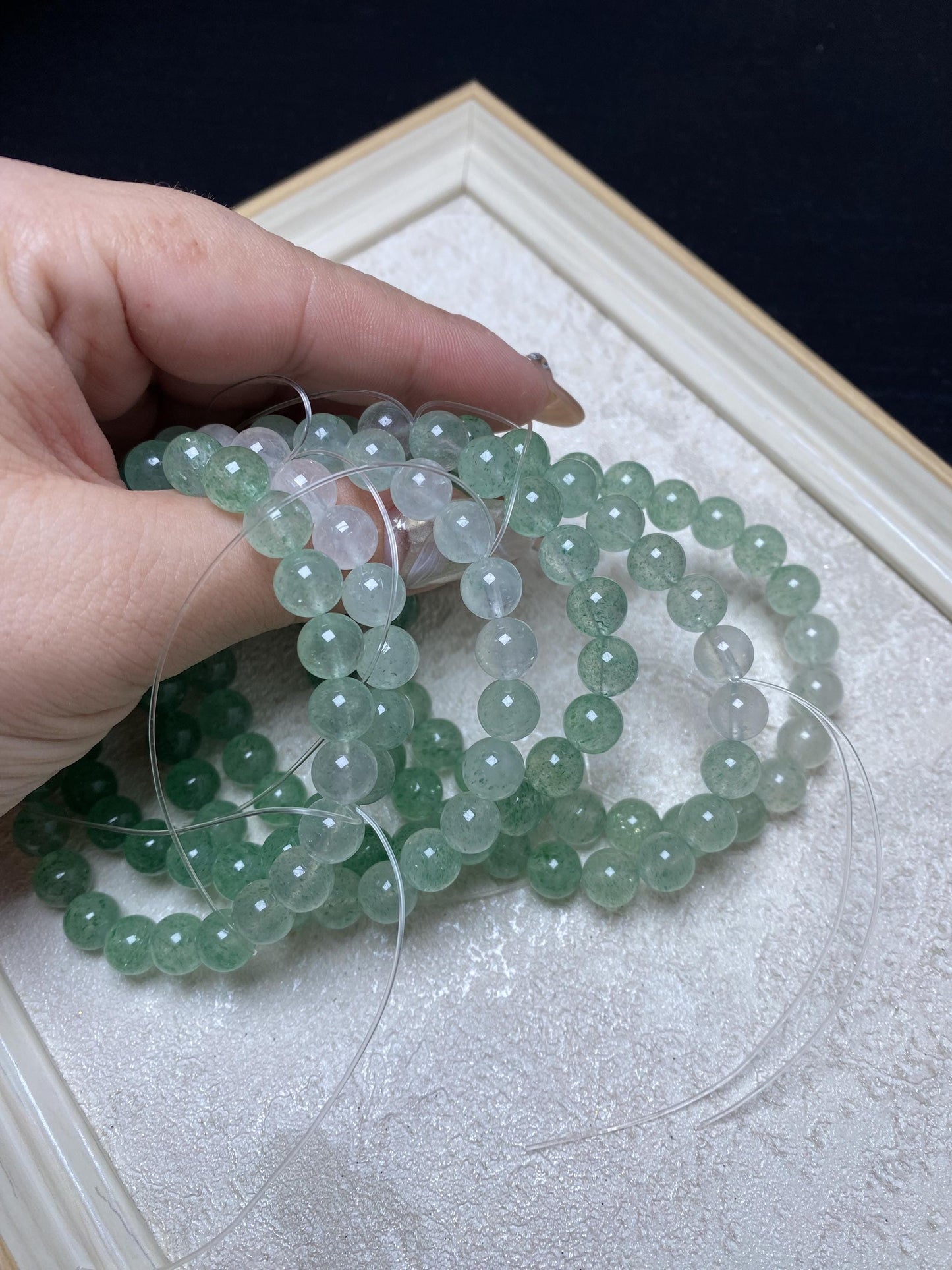 Ombre green strawberry quartz about 7.5mm crystal braclets green beaded bracelets