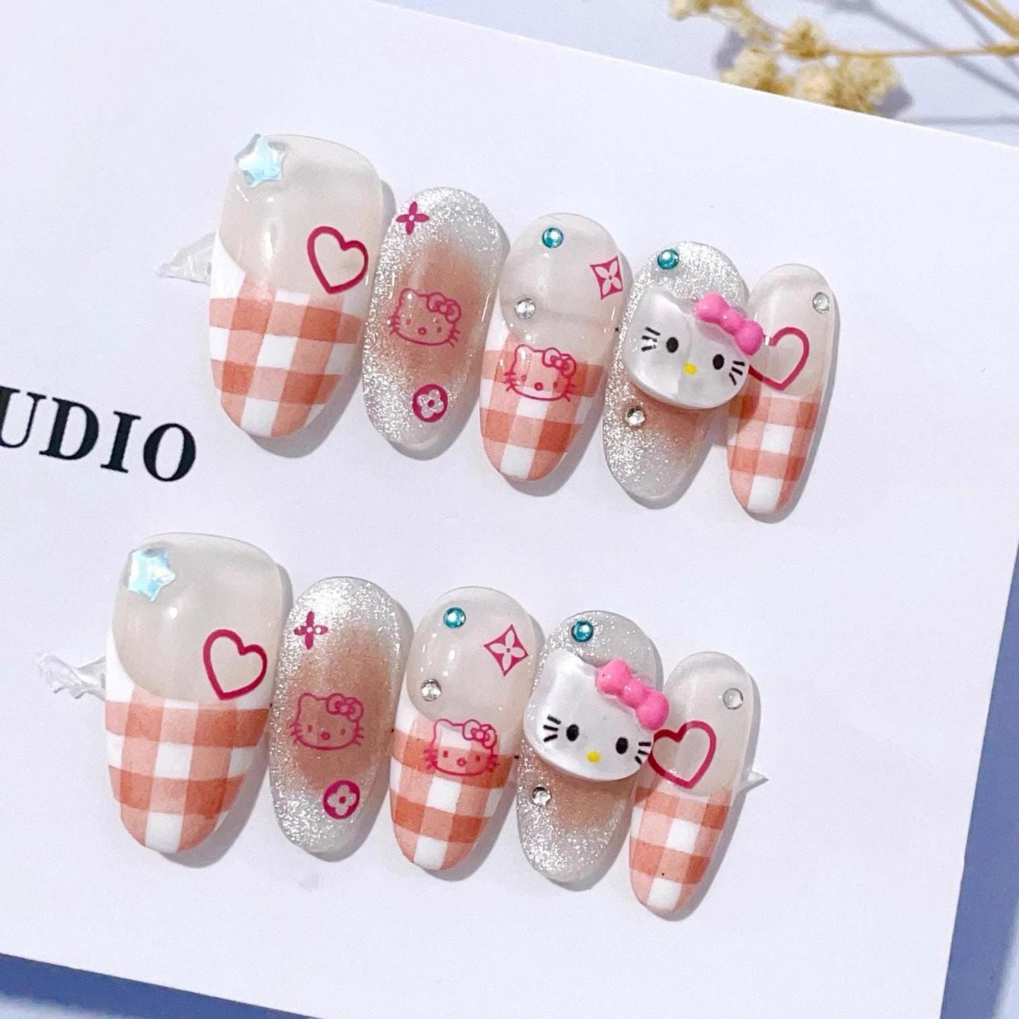 Luxury hello kitty nails cat eye handmade nails plaid press on nails gel nails medium coffin&medium oval glitter fake nails