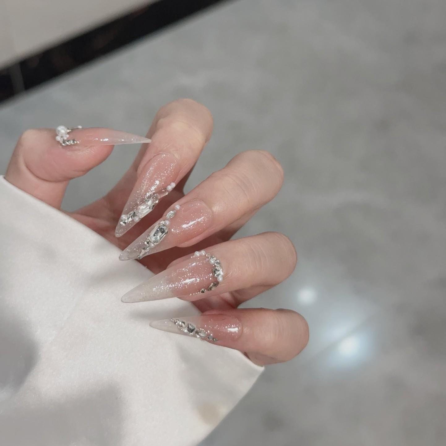 Luxury handmade nails diamond press on nails gel nails long stiletto gentle nails fake nails